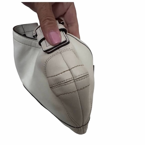 Coach Elegant Off White Leather Shoulder Bag Soho Authentic - Picture 9 of 17